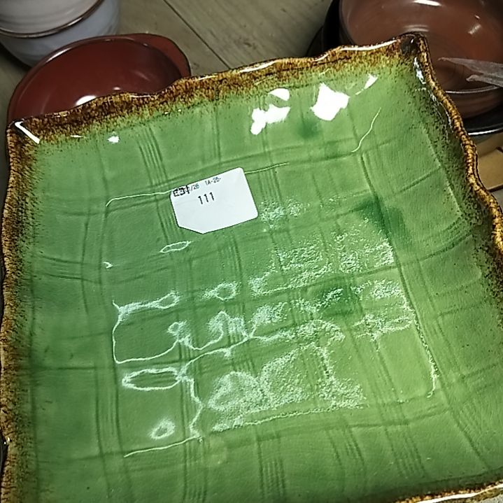 盘瓷片陶瓷杯盘壶碗都有