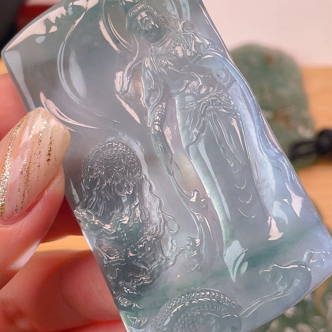 颈饰未镶嵌翡翠4，