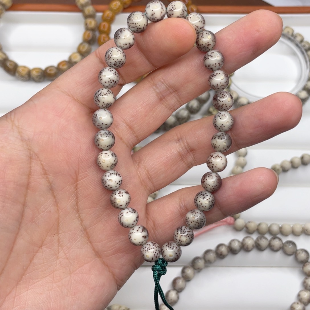 星月菩提手串糯冰石玉料8圆手持开播福利