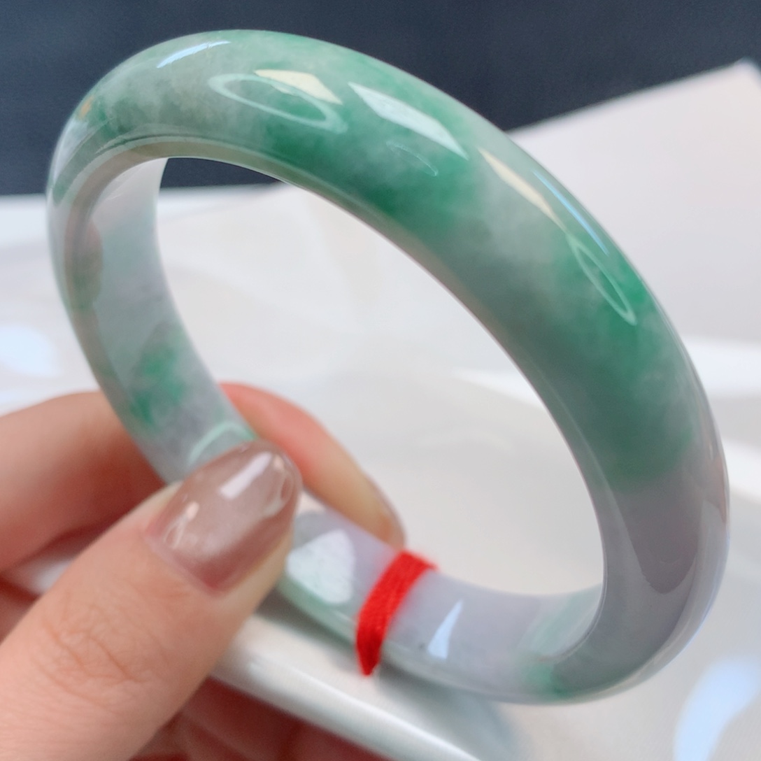 【闪购商品】翡翠手镯未镶嵌56+圈
