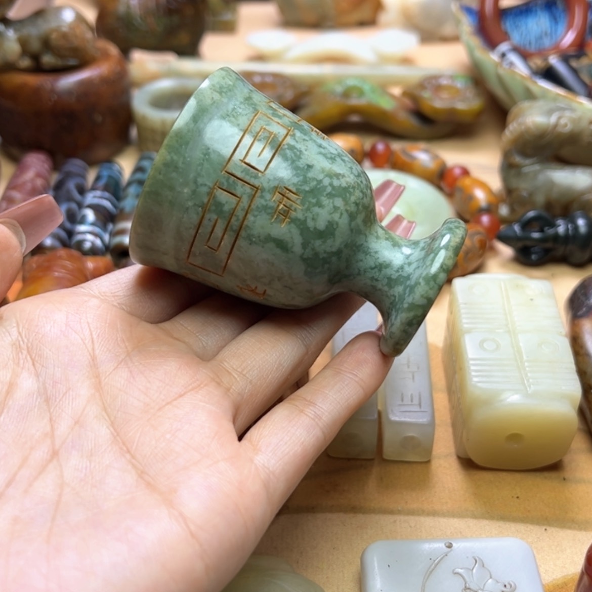 【闪购商品】蛇纹石玉颈饰未镶嵌