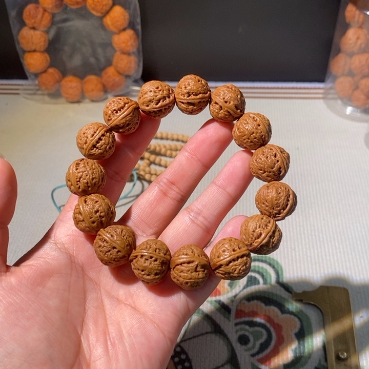 H***哥文玩核桃吊坠…………