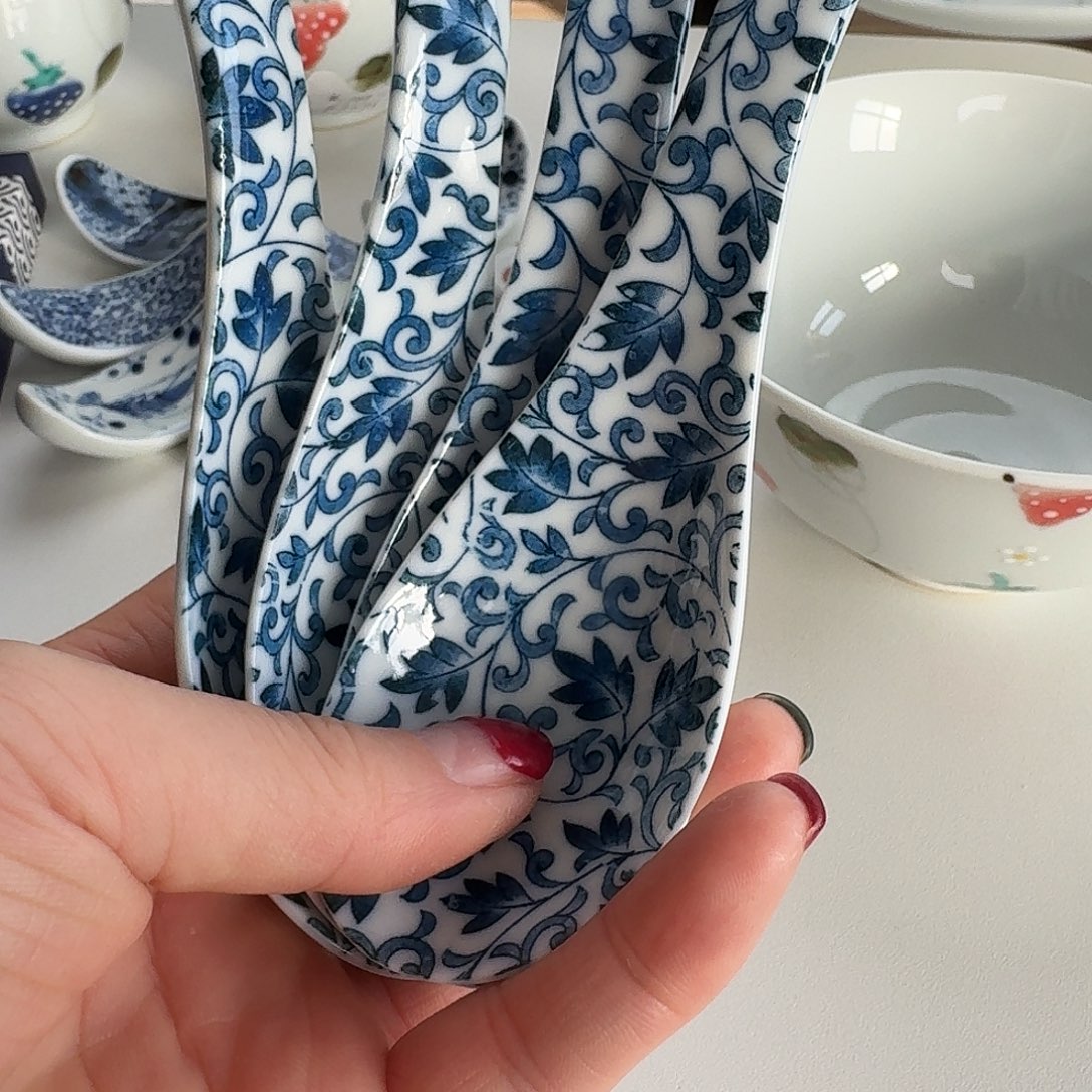 瓷片4只青花唐草13厘米汤勺