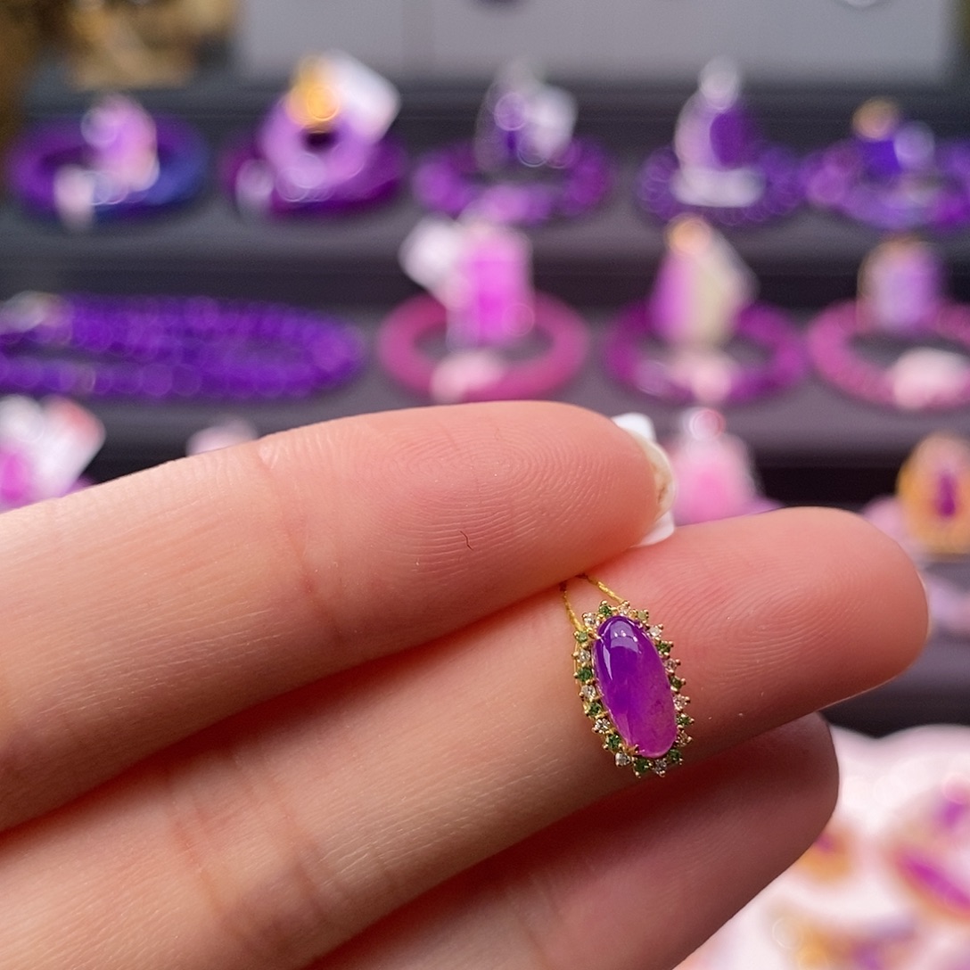 苏纪石（舒俱来）18K金镶嵌吊坠(不含链)