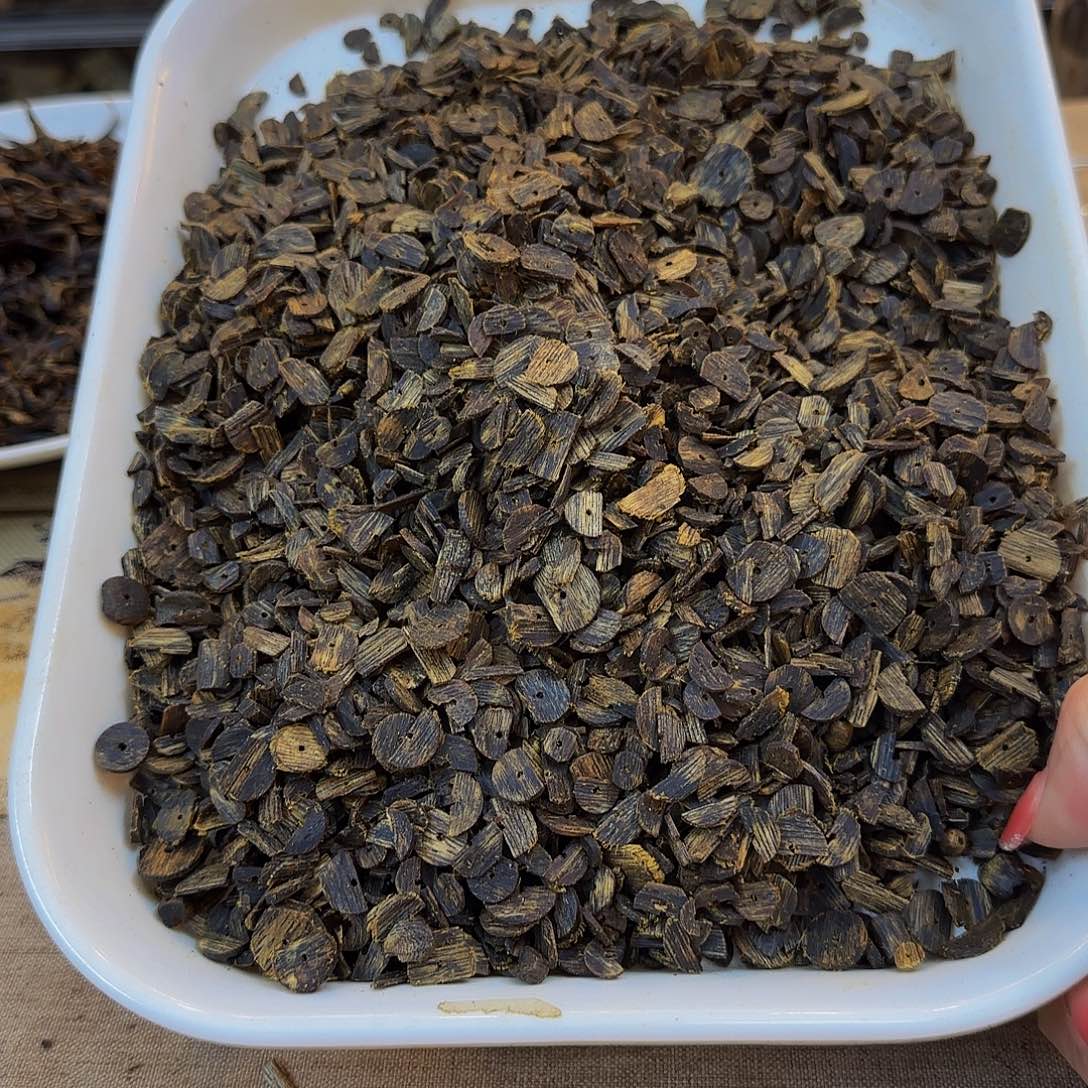 沉香沉香木制品沉水药片珠碎珠子10克多样性发其一