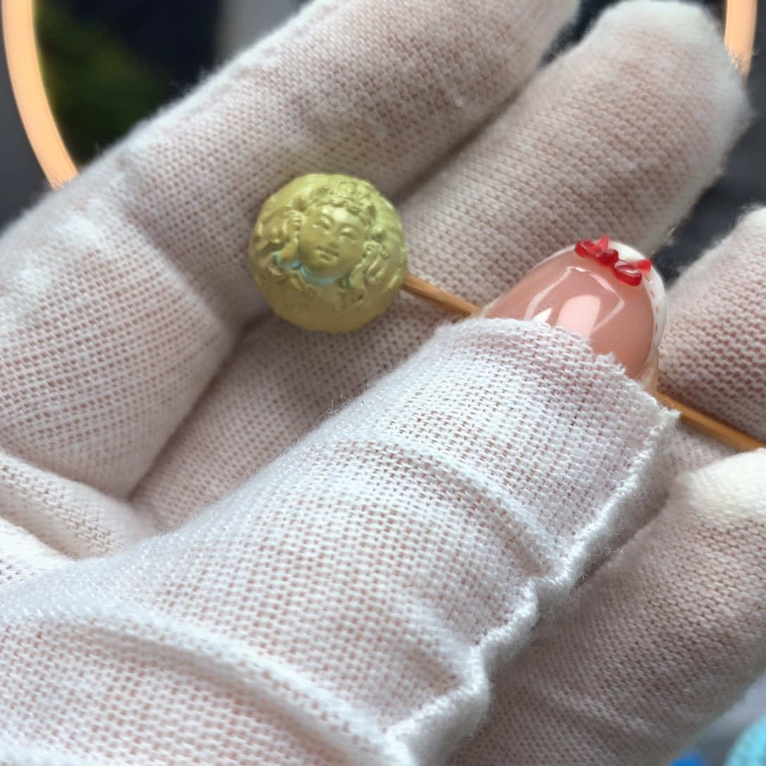 绿松石未镶嵌挂件