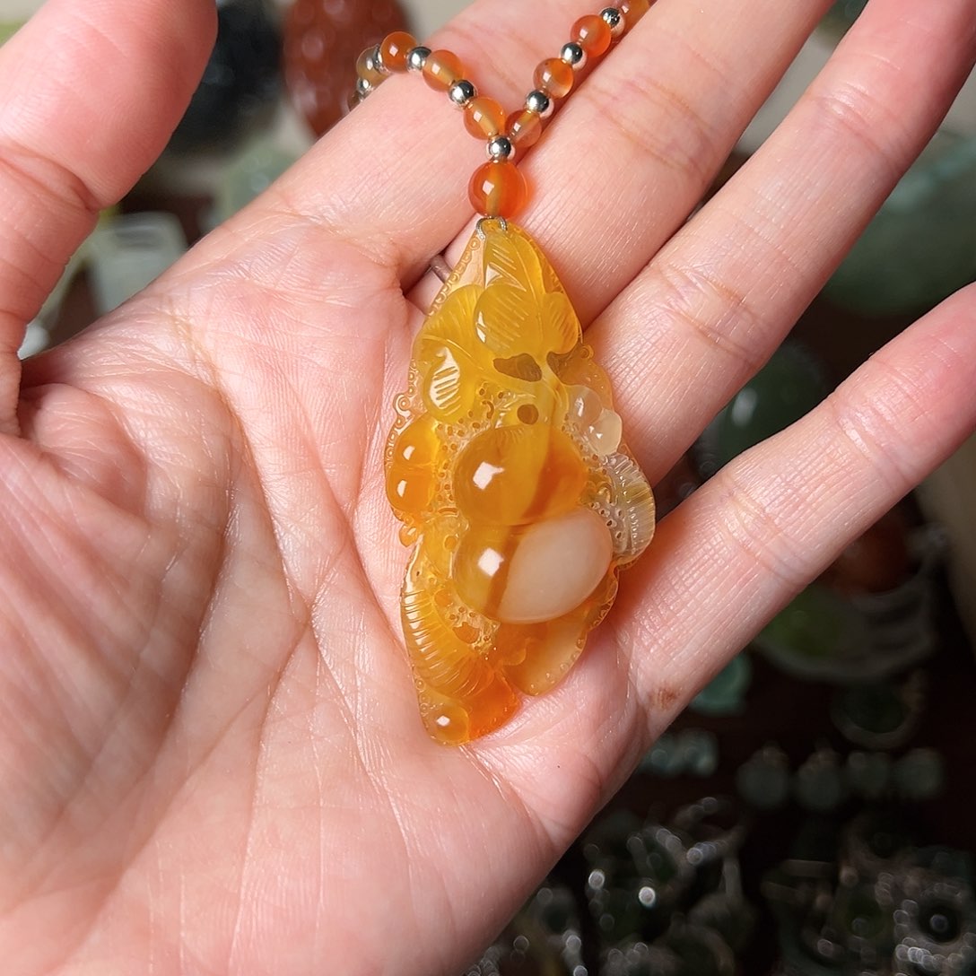 蛇纹石玉吊坠(赠链)未镶嵌?****?