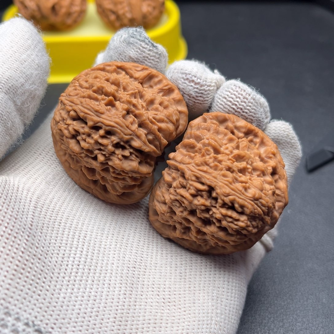 文玩核桃吊坠赵喜满