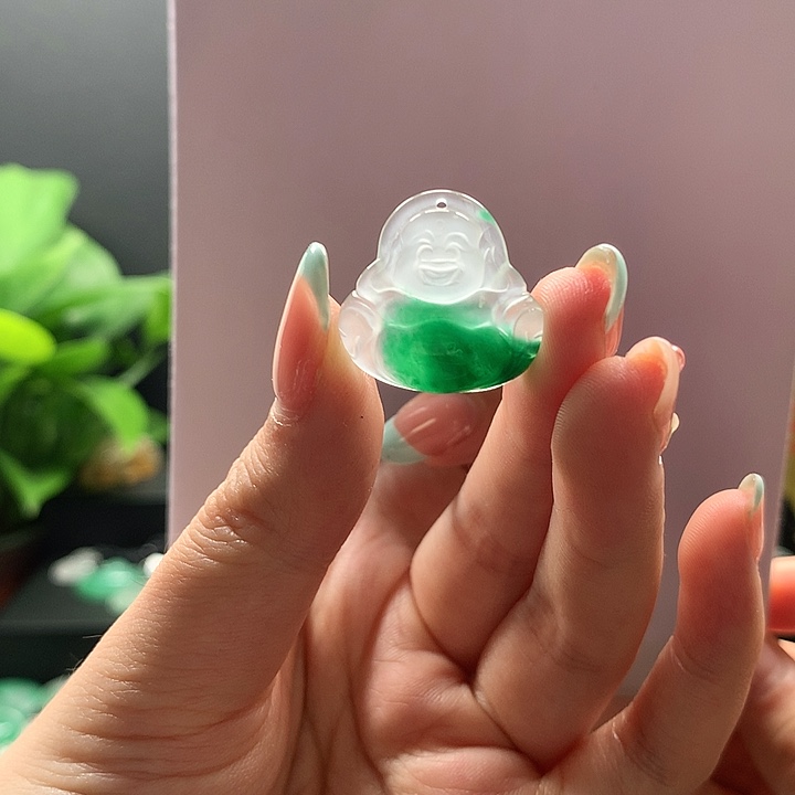 石英质玉吊坠未镶嵌