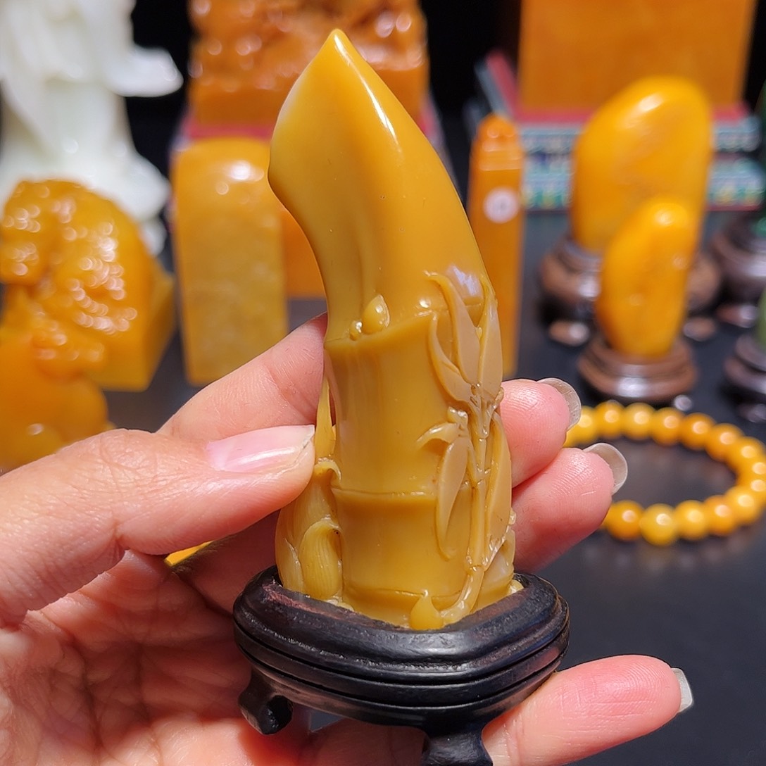 田黄石石雕石雕石雕