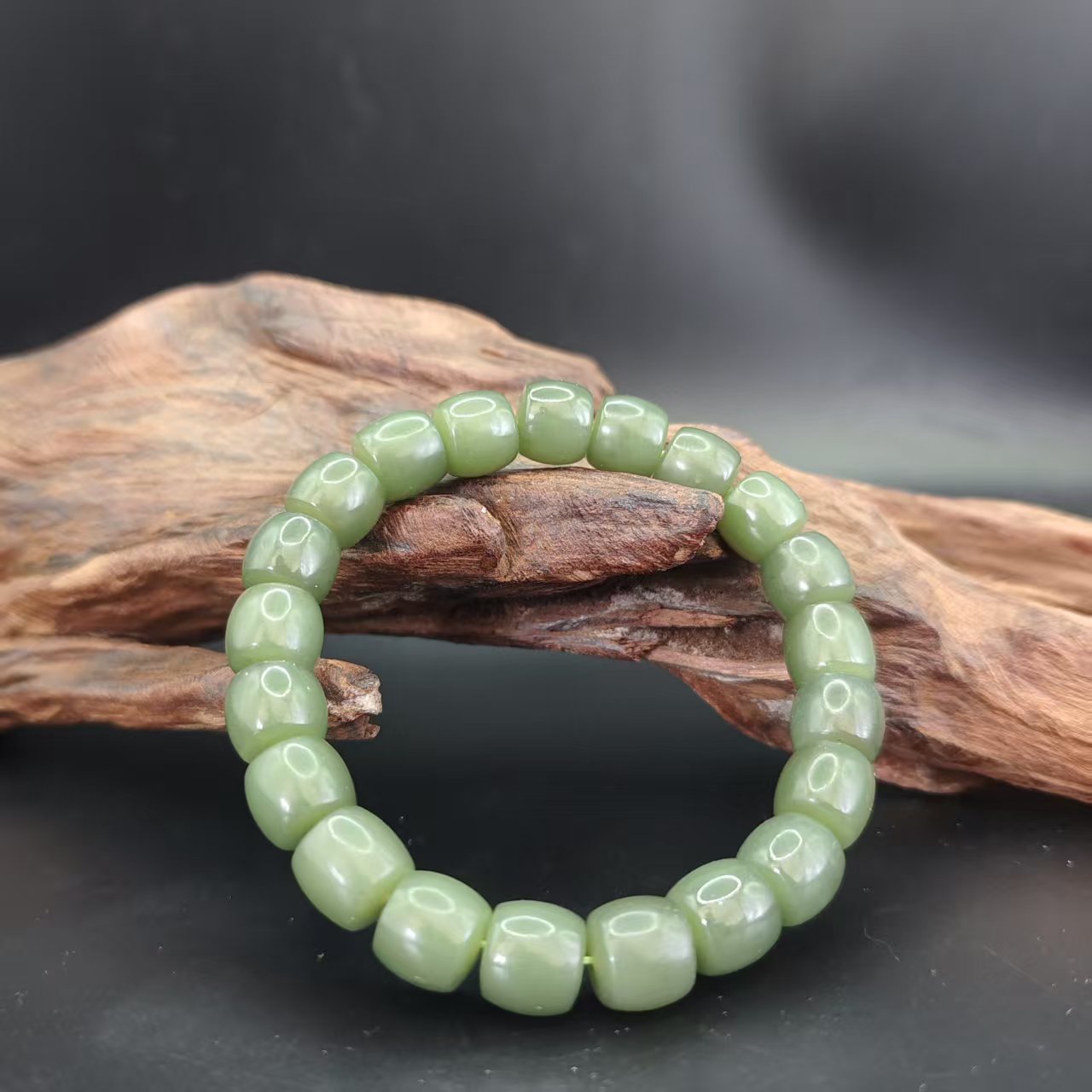 Z和田玉青黄口桶珠手串（卡10）0693