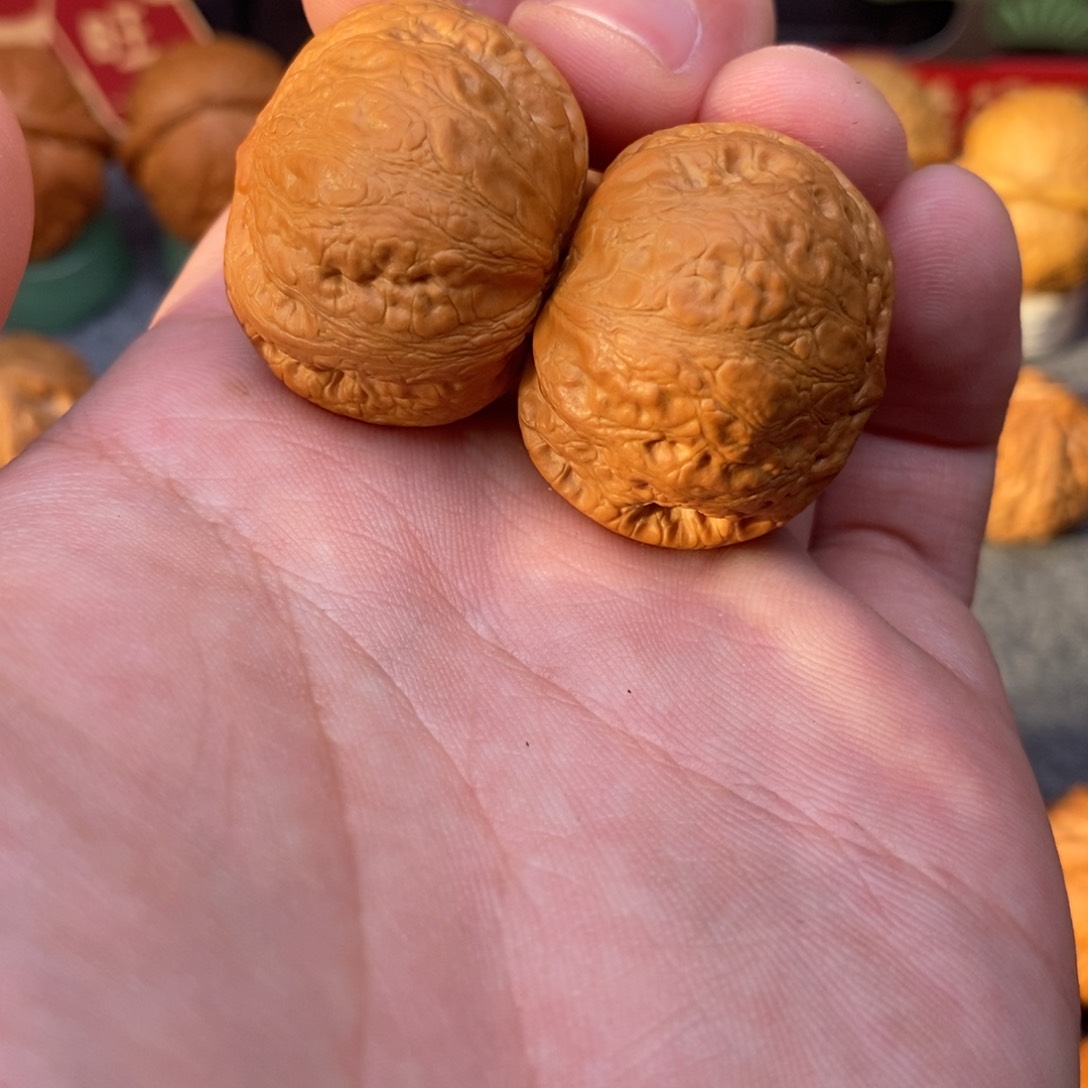 文玩核桃把件磨盘元宝