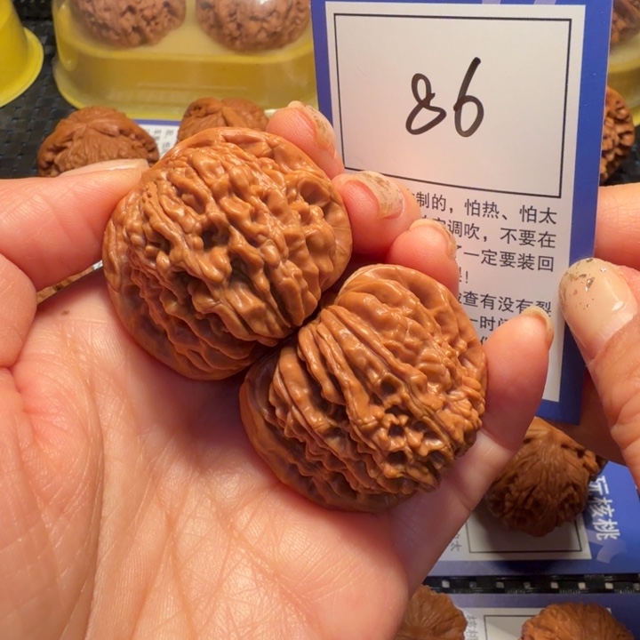 文玩核桃把件86四座楼39