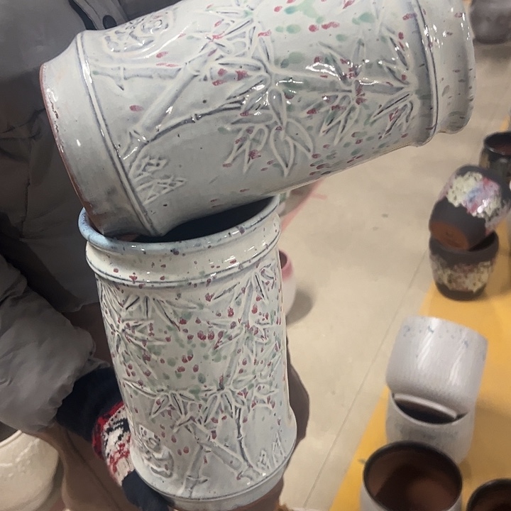 高度27厘米口15厘米