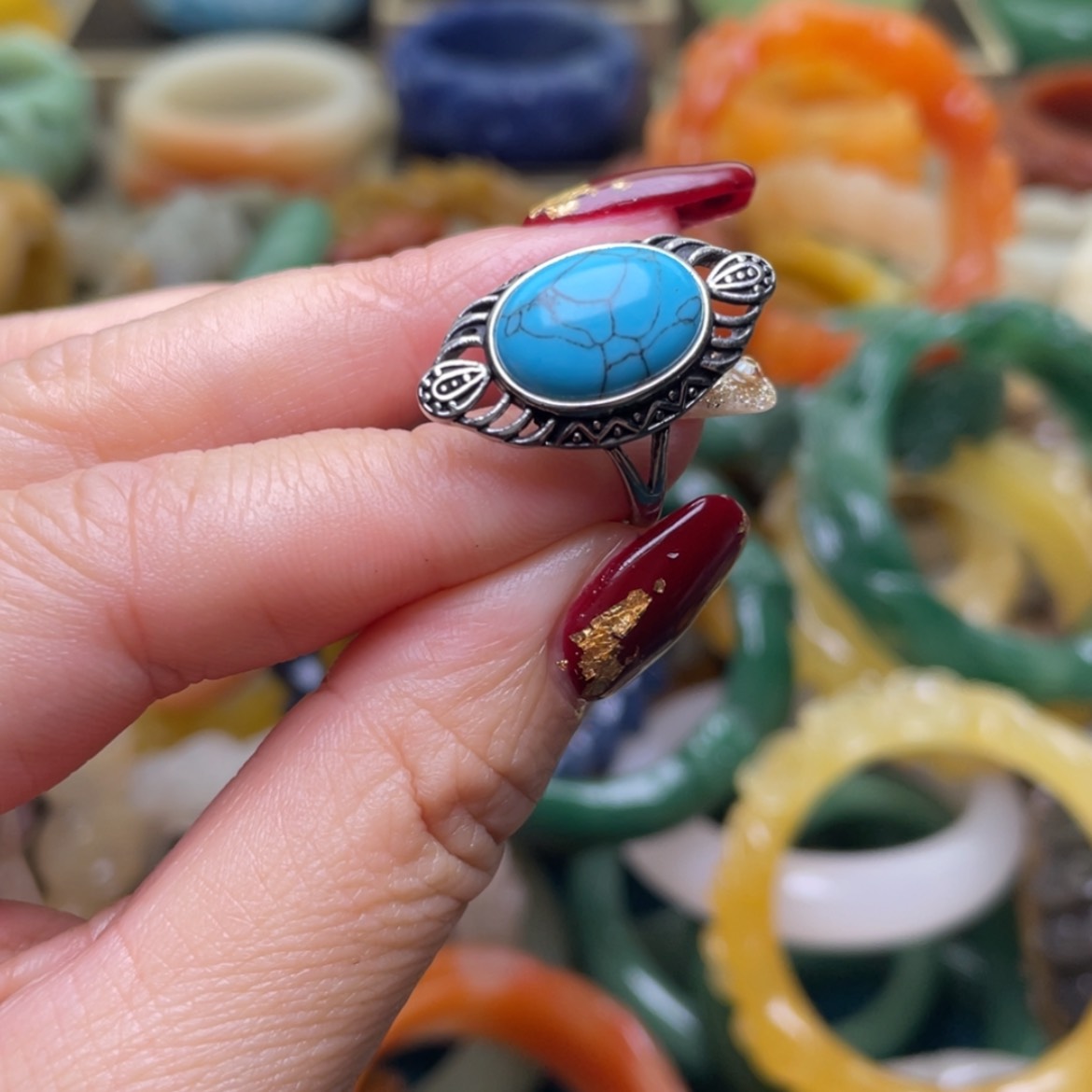 【闪购商品】石英质玉手镯未镶嵌