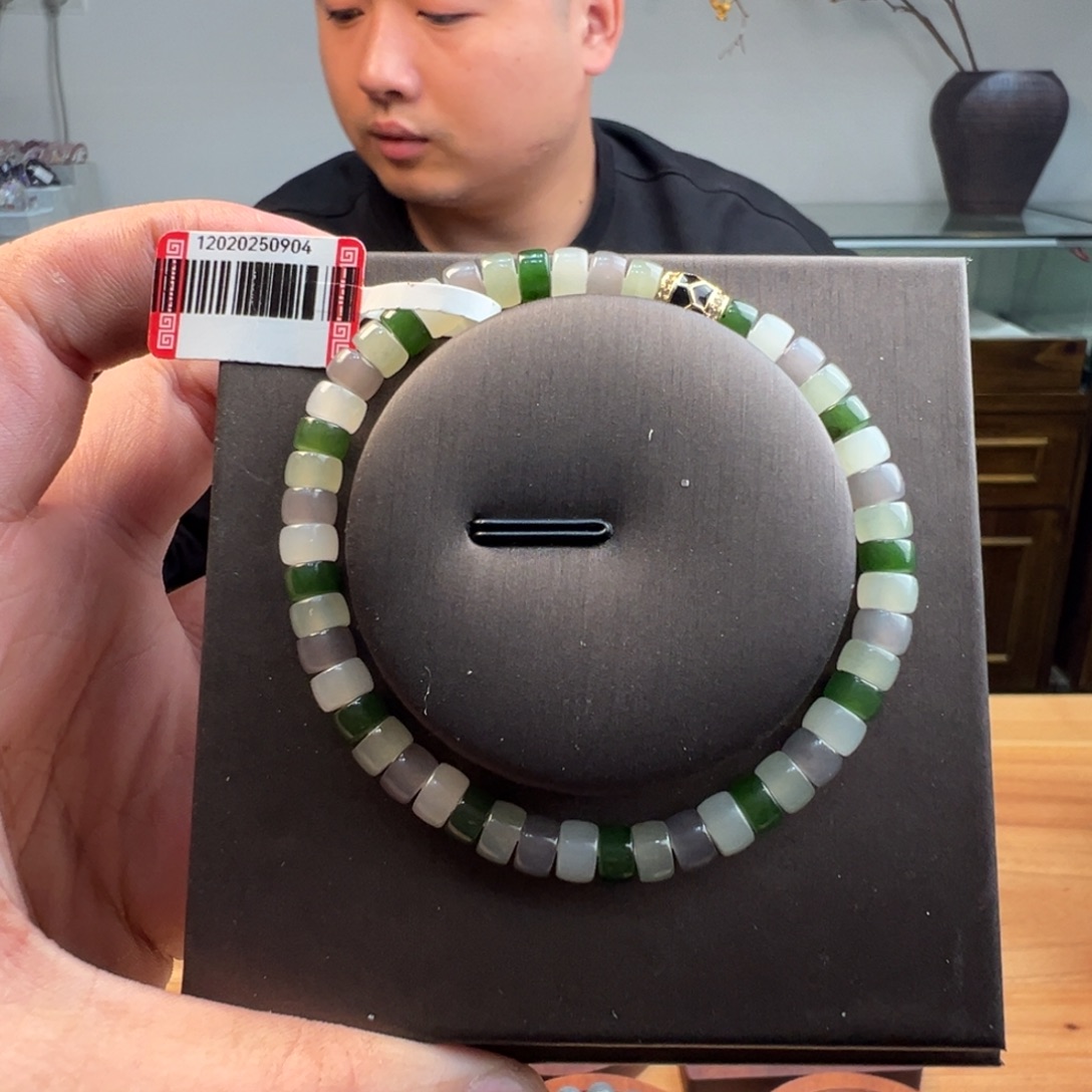 和田玉未镶嵌手链