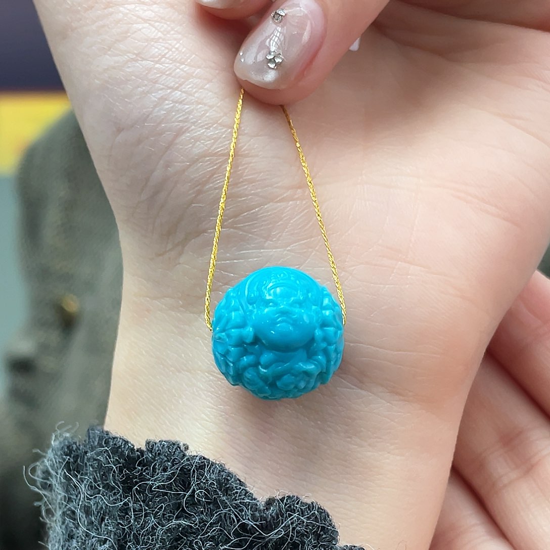 绿松石未镶嵌颈饰