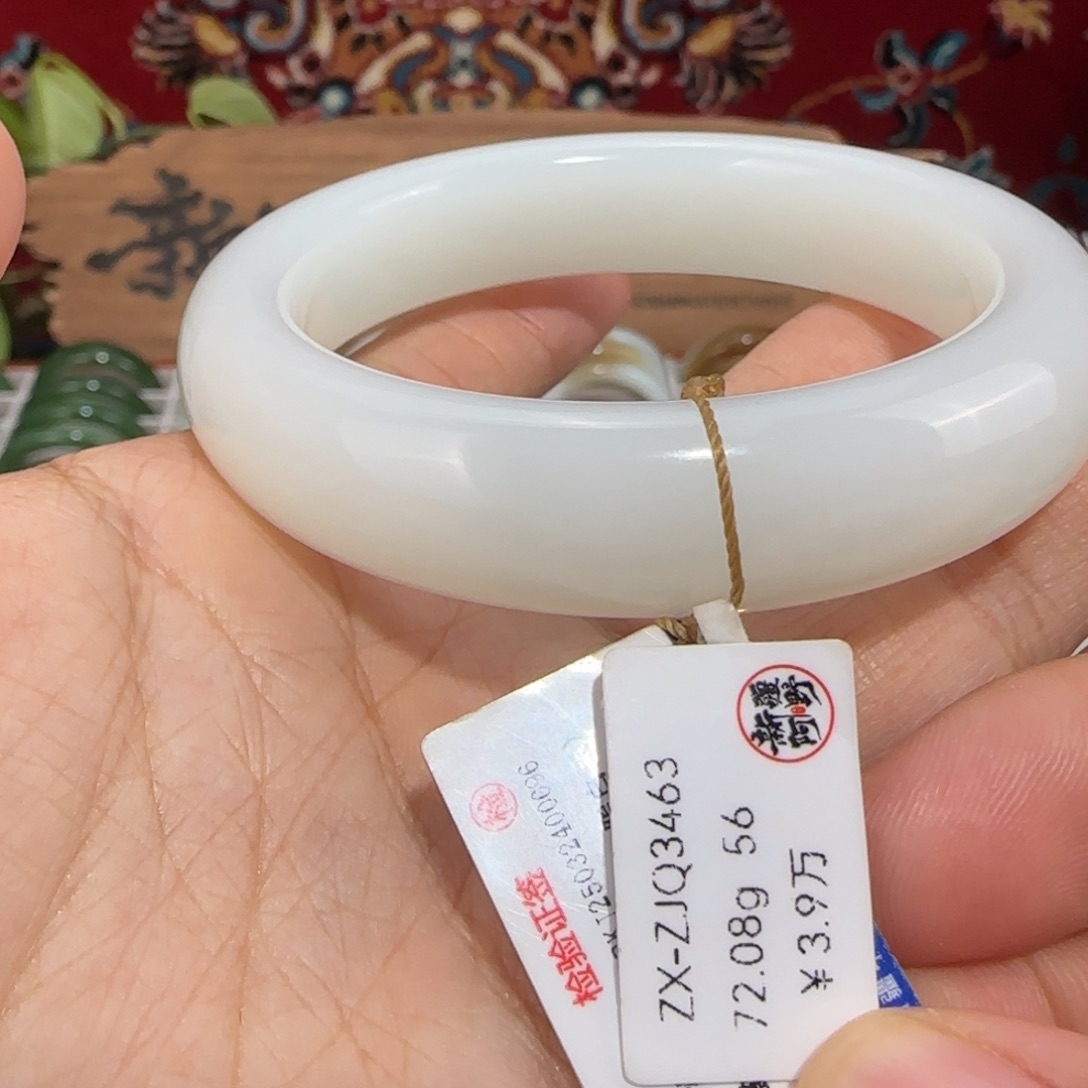 和田玉未镶嵌手镯优雅新疆和田玉手镯