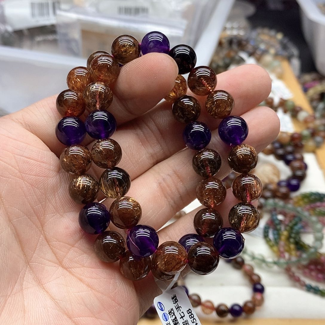 水晶手串未镶嵌多样性发货发一条