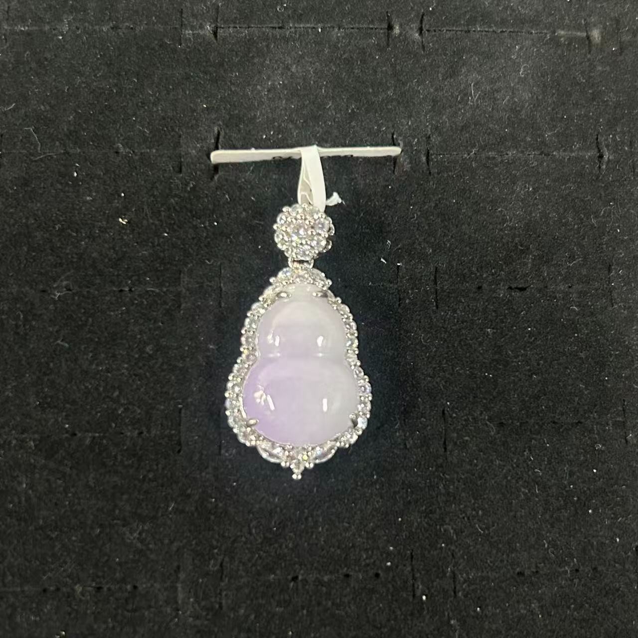 紫翠色葫芦玉石吊坠
