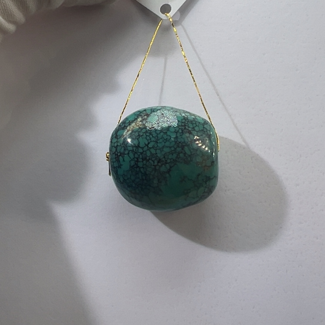 绿松石未镶嵌挂件