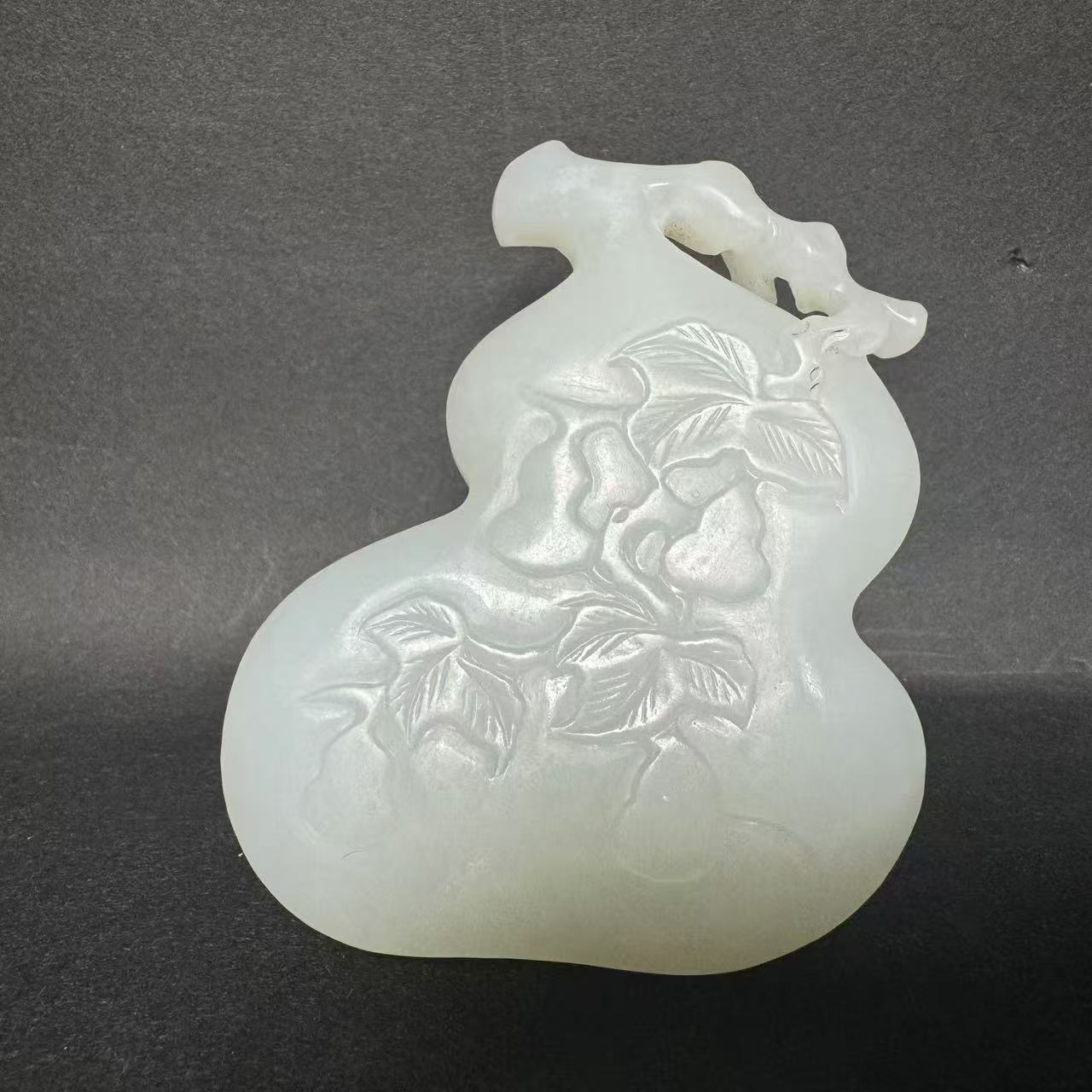 0205晚017和田玉葫芦牌