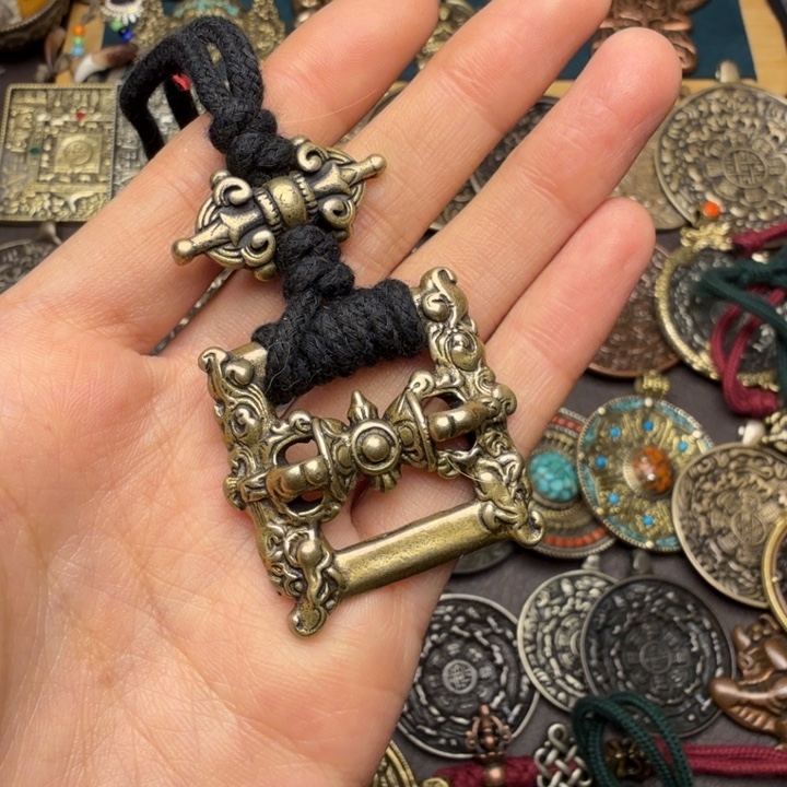 藏传文玩九宫如图