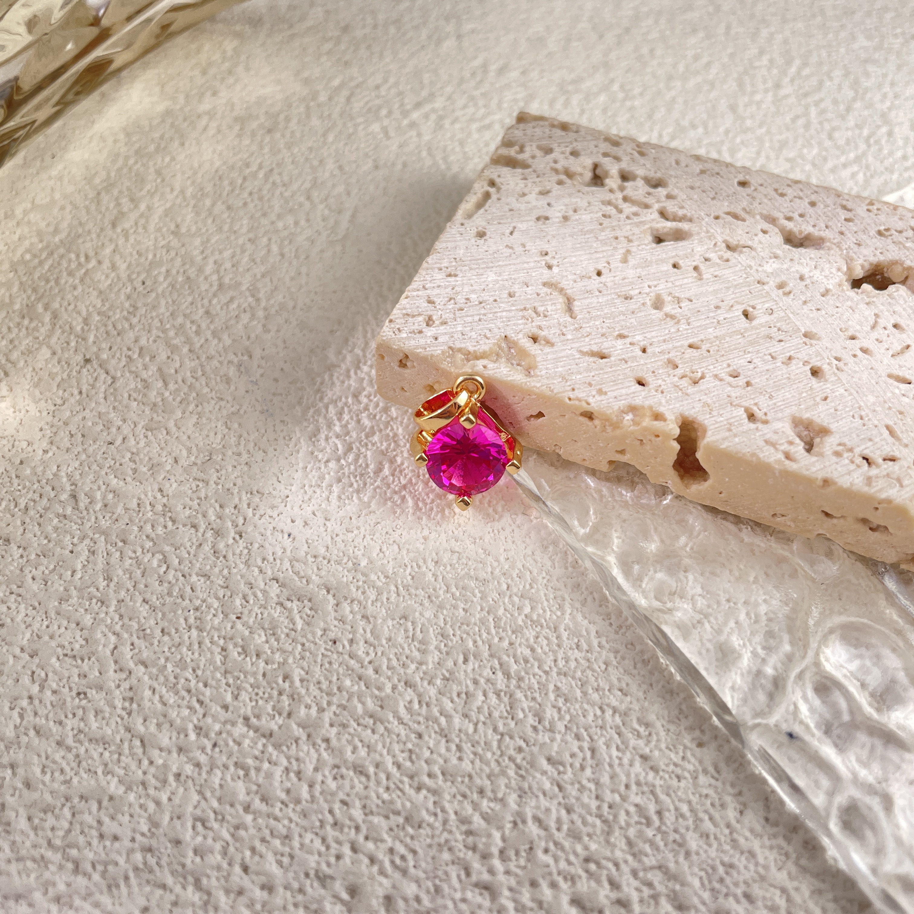 粉吊坠————————高货