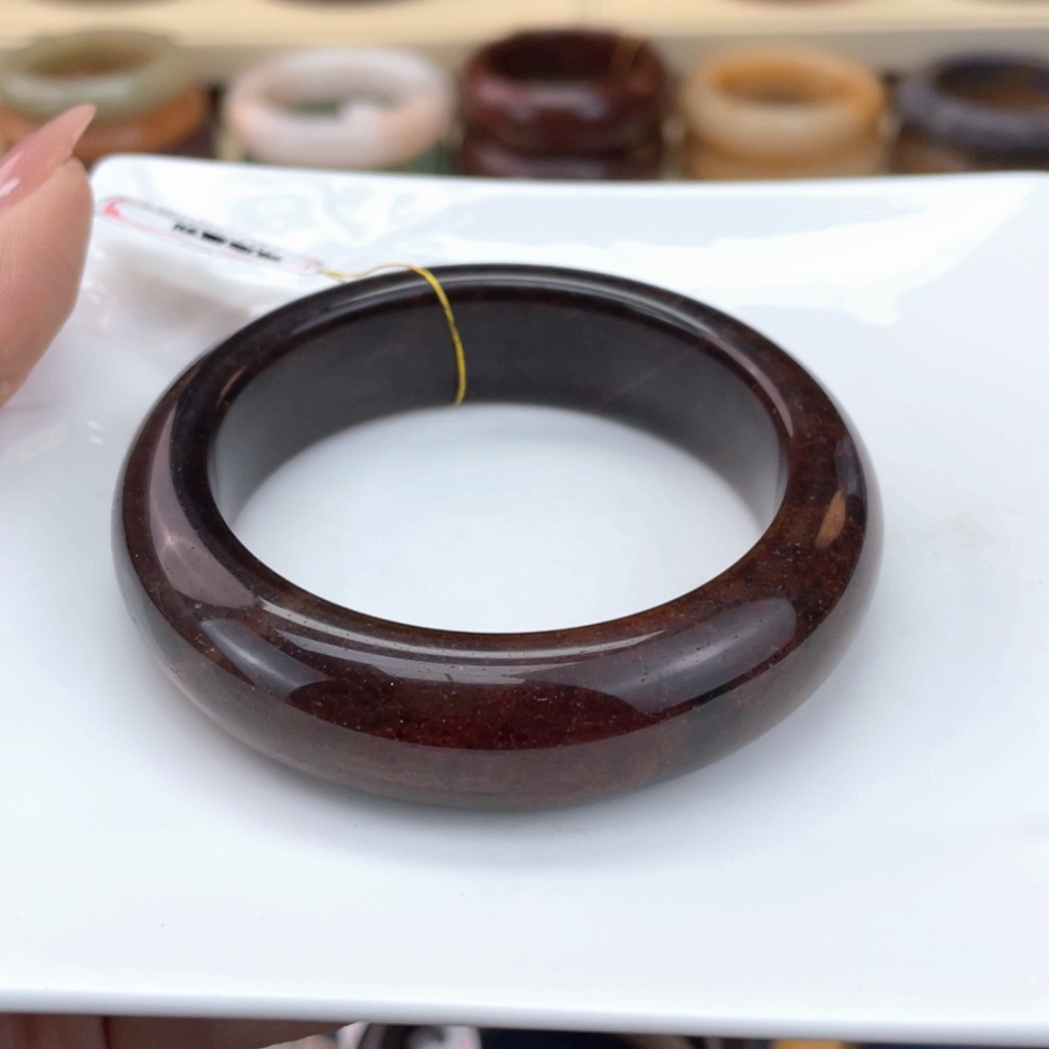 【闪购商品】石英质玉手镯未镶嵌?*?