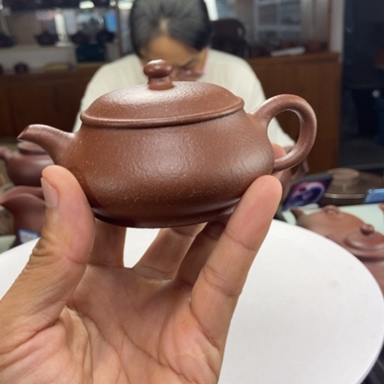 茶壶紫砂我们还没有吃饭