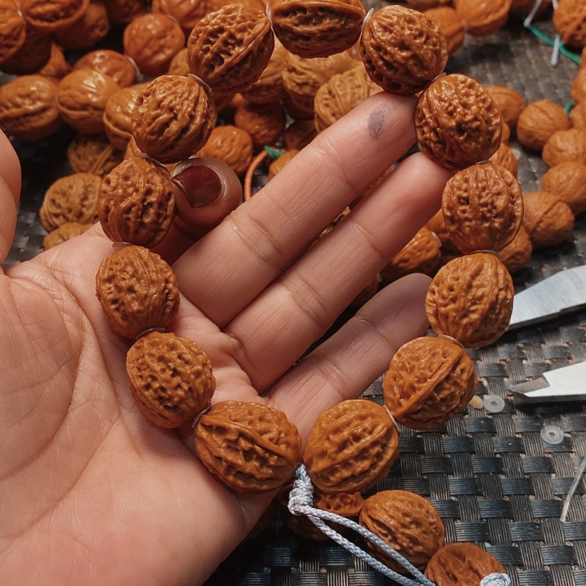 【闪购商品】文玩核桃吊坠八棱