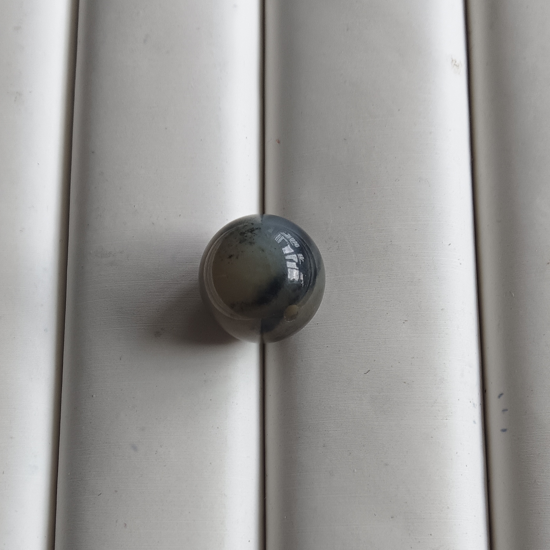 新疆玉隆喀什河原石料卡14圆珠一颗