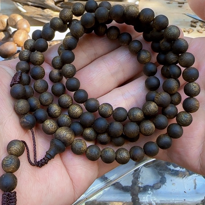 沉香手串S****扬绿棋楠沉香圆珠卡0.7mm21克+
