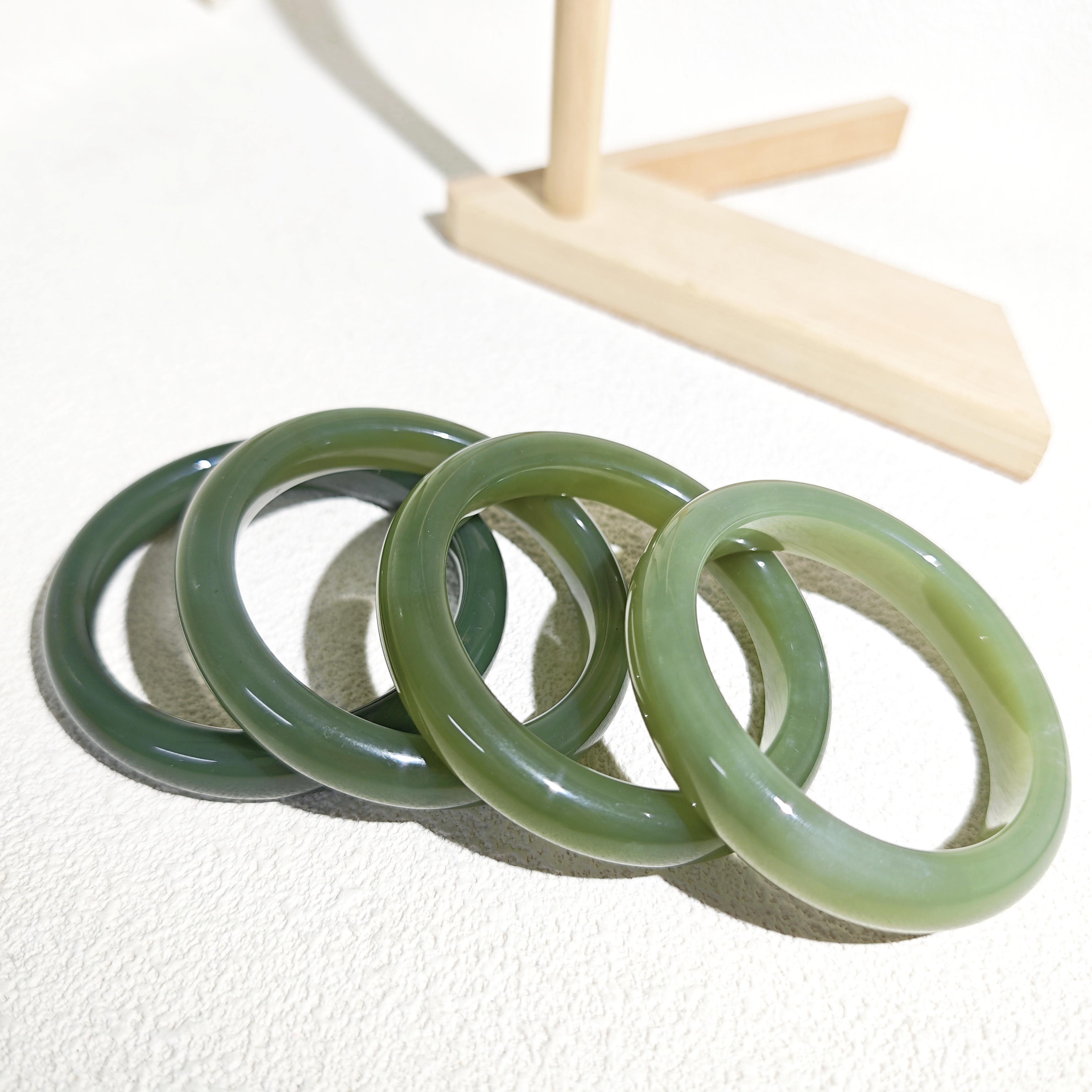 天然 和田玉手镯 多样性发货 拍一发一 H763