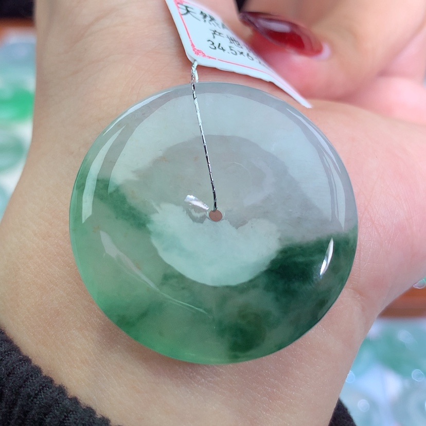 【闪购商品】翡翠吊坠(不含链)未镶嵌