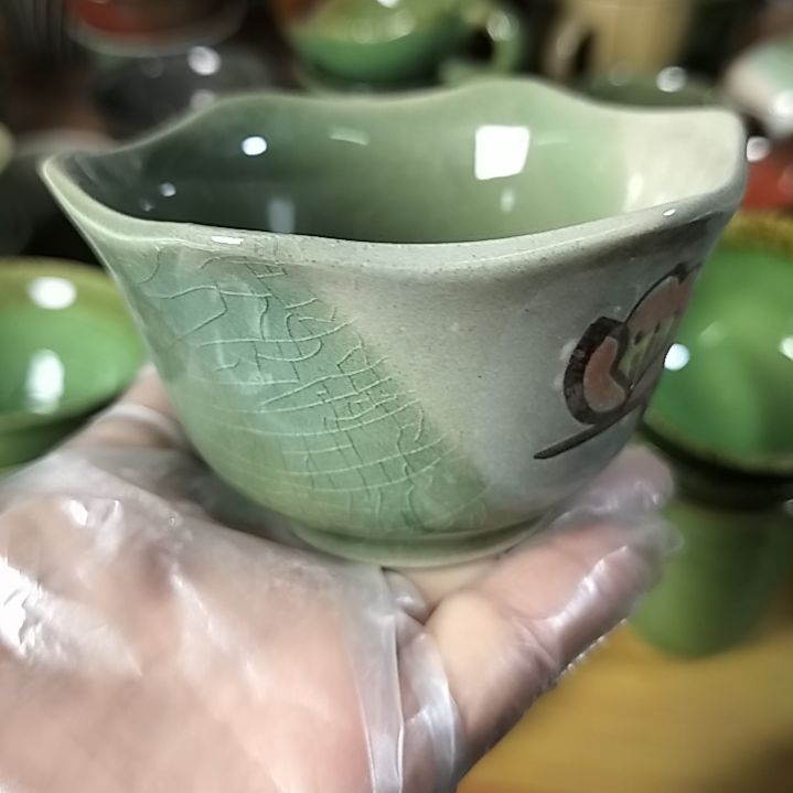 盘瓷片陶瓷杯盘壶碗都有