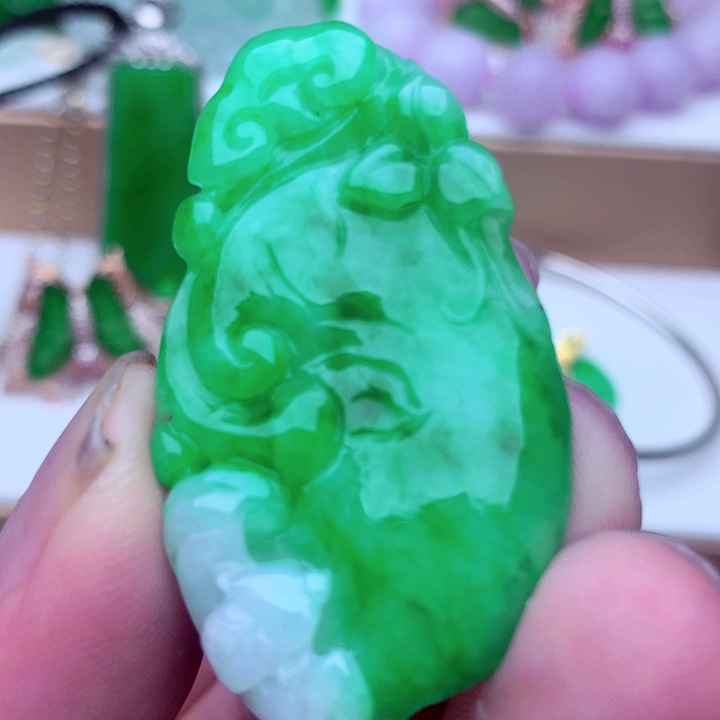 翡翠未镶嵌吊坠(不含链)