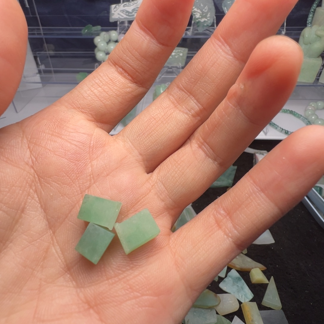 翡翠裸石缅甸翡翠A货