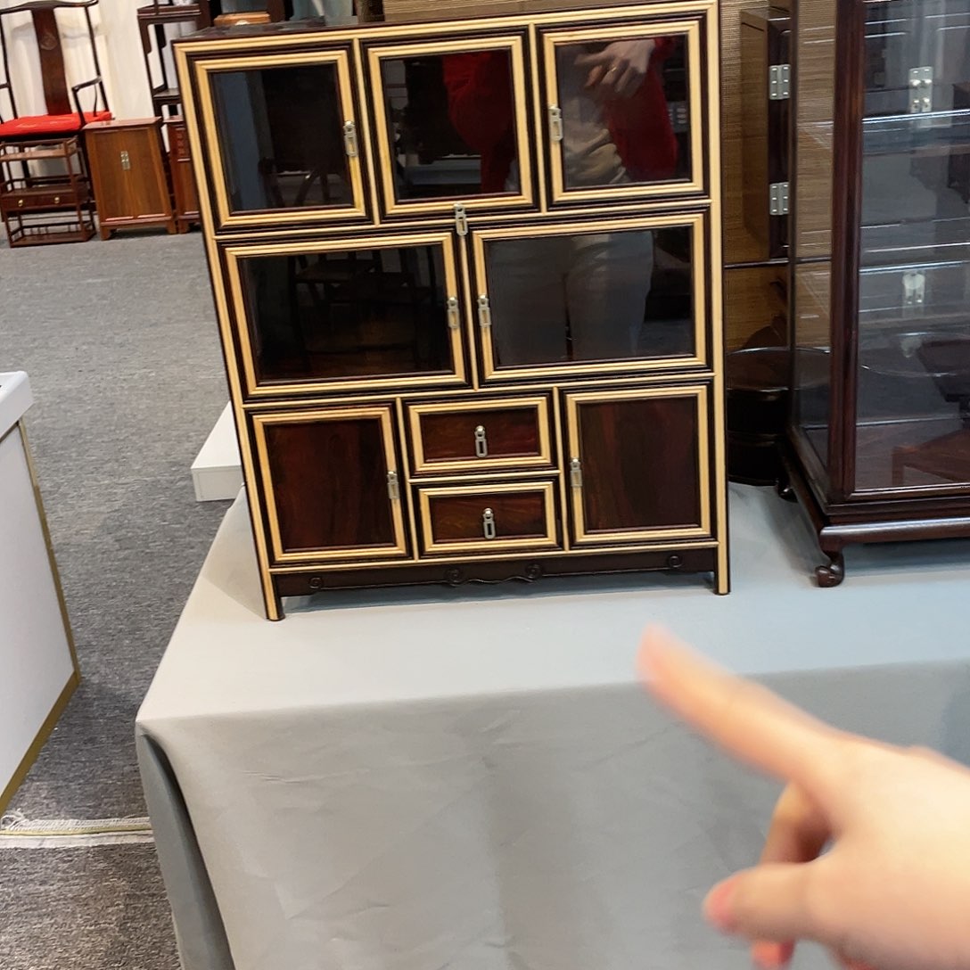 红酸枝木类成套家具