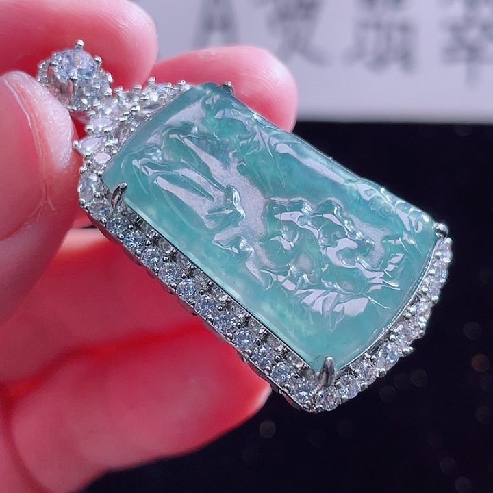 翡翠颈饰未镶嵌999999999