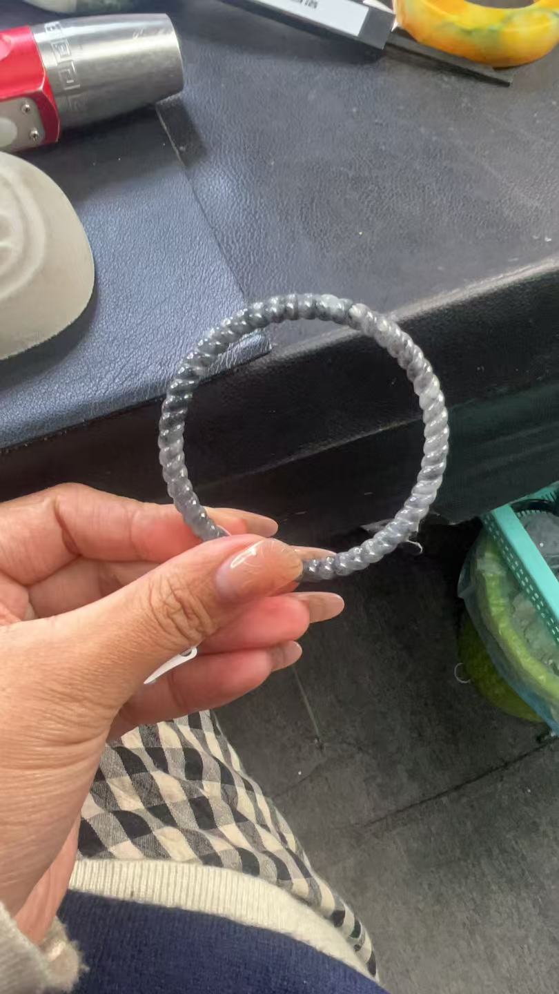 翡翠手镯成品翡翠手镯