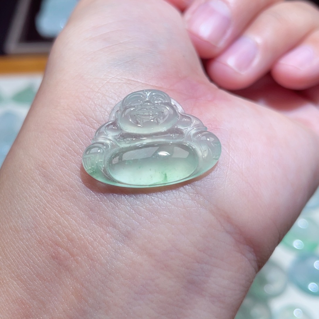 颈饰未镶嵌翡翠佛公