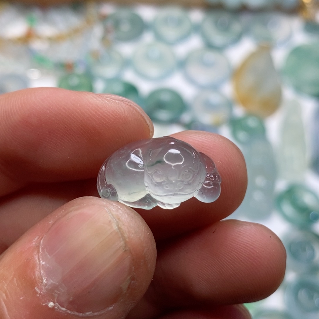 定制翡翠未镶嵌翡翠