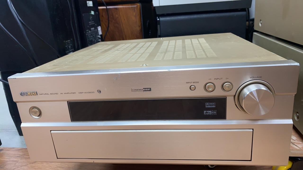 8新  YMH功放Ax3200，没有线材，顺丰包邮，不退换，