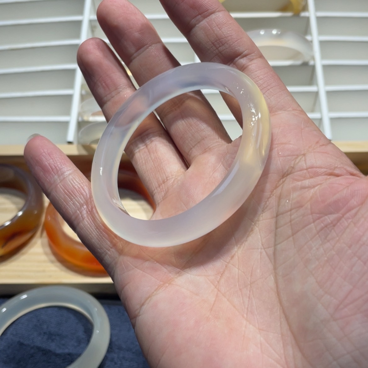 【闪购商品】玛瑙/玉髓手镯未镶嵌2.4