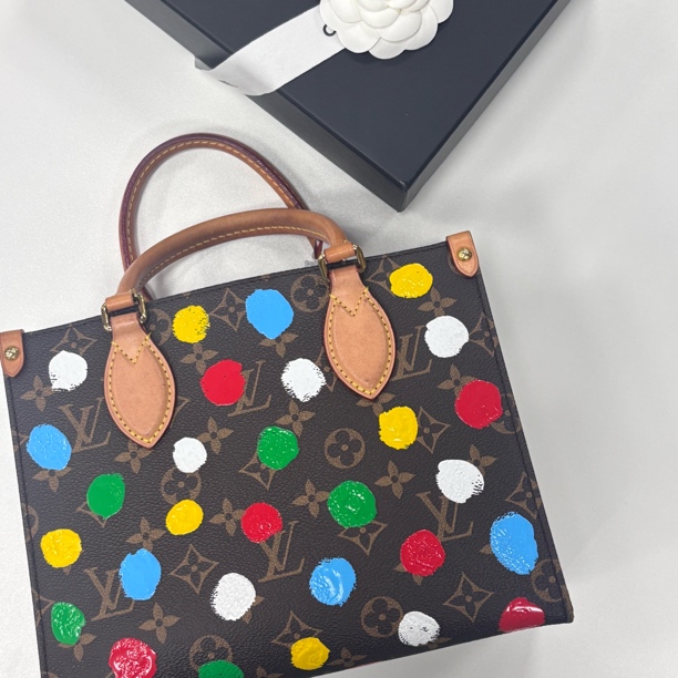 95新 LouisVuitton/路易威登 SZ-草间弥生联名托特单肩包