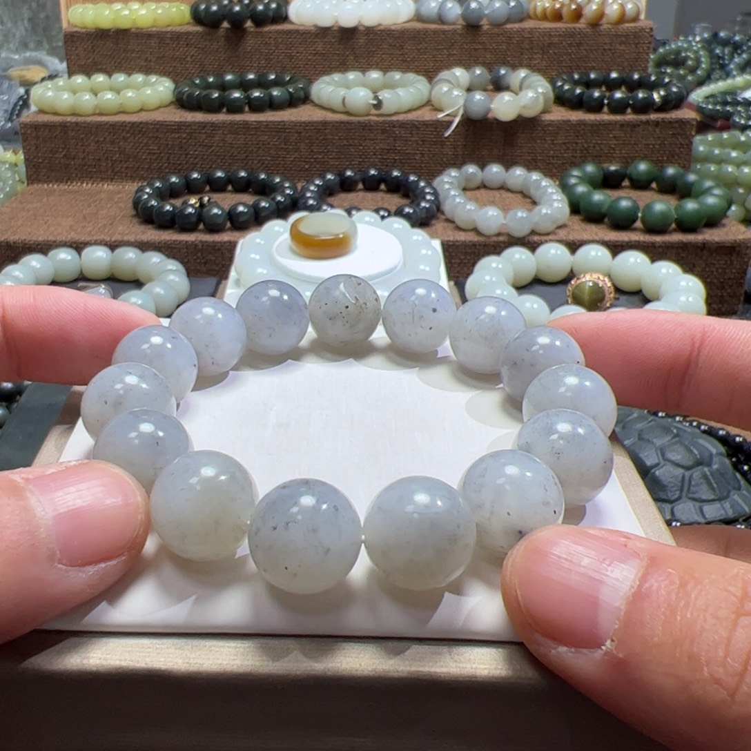 和田玉（糖玉）未镶嵌手链