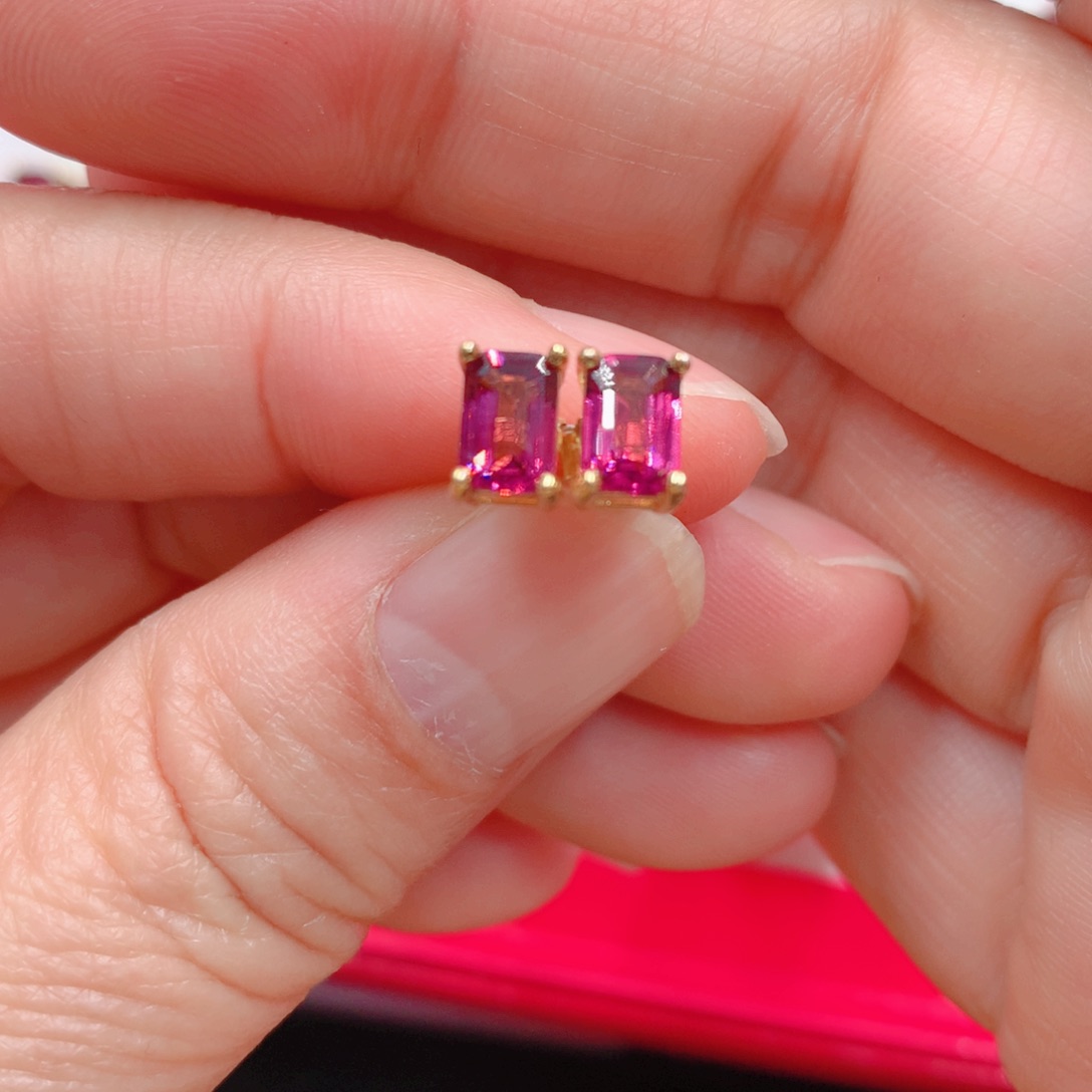 石榴石耳钉银S925镶嵌