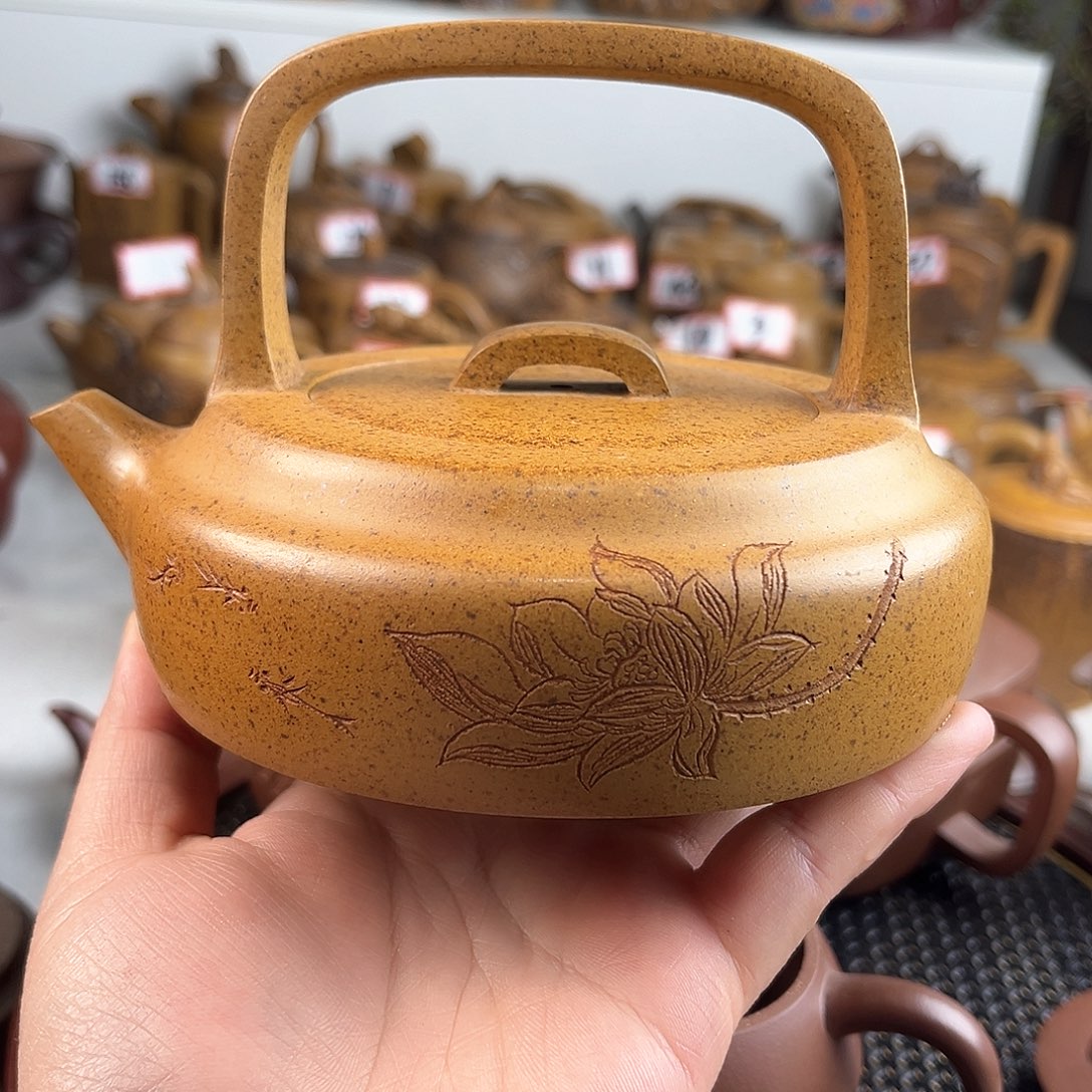 紫泥茶壶浪**涯宜兴紫砂