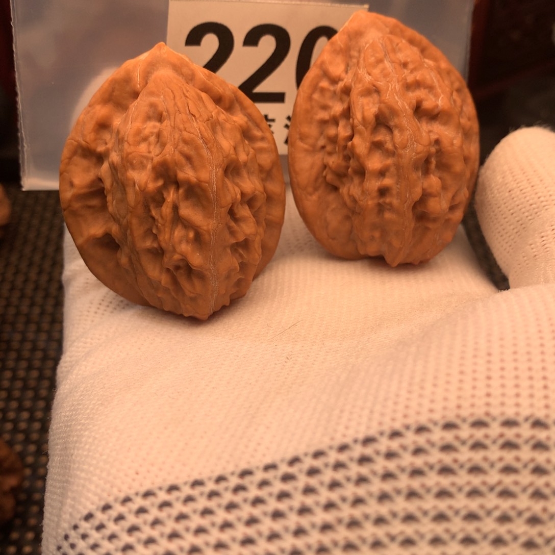 文玩核桃把件慕***?大红袍39